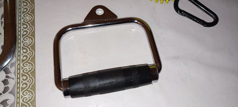 Рукоятка тяги блока для тренажеров