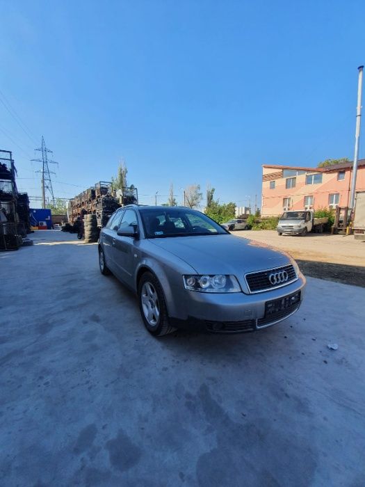 Audi a4 2.5tdi AN 2003 Dezmembrez/Dezmembram