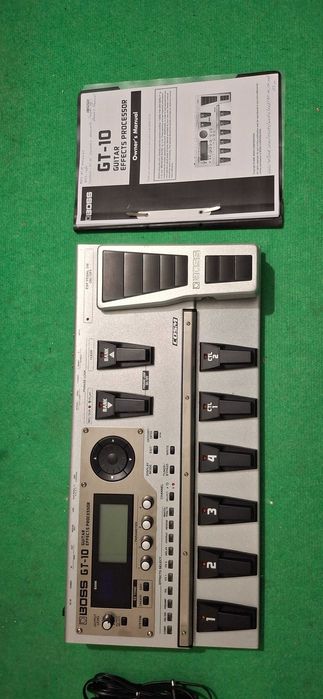 Продавам процесор за китара GT-10
