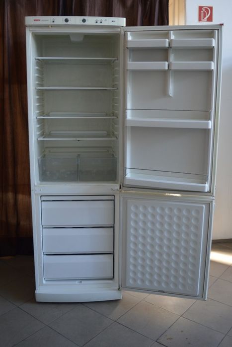 Combina frigorifica Bosch duo system / 333 l / 2 motoare