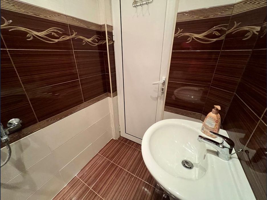 Дава се под наем Двустаен апартамент в София, Център - 88 кв.м за 600 € - Снимка #6