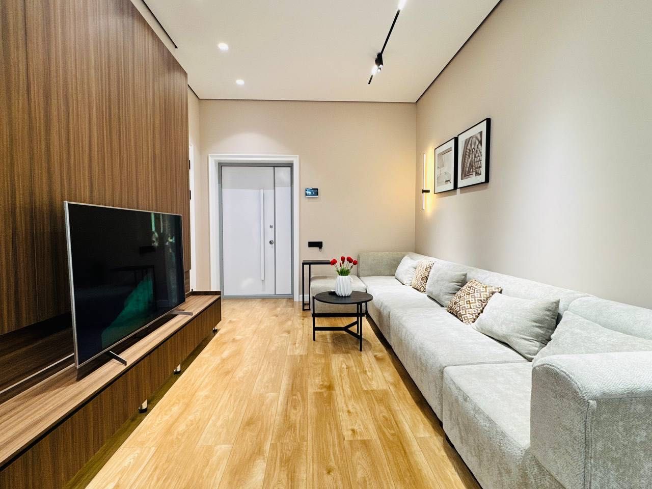Mirabad Avenue Продается 3 комнатная квартира ремонт Госпитальный