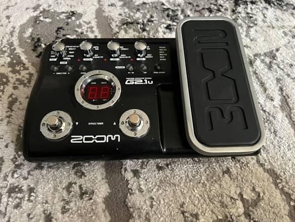 Zoom g2.1u protsessori sotiladi
