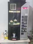 Vând automat de cafea Vending
