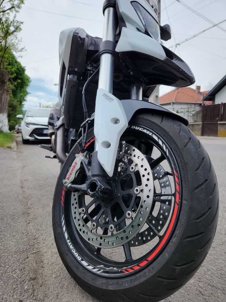Ducati Hypermotard/Hyperstrada 821
