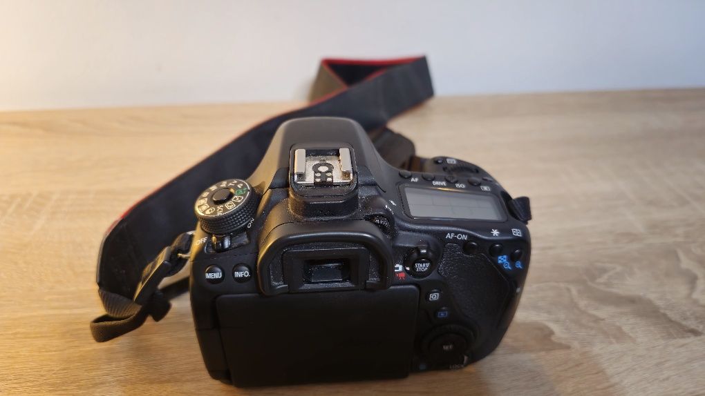 Canon 80D EFS 18-55mm