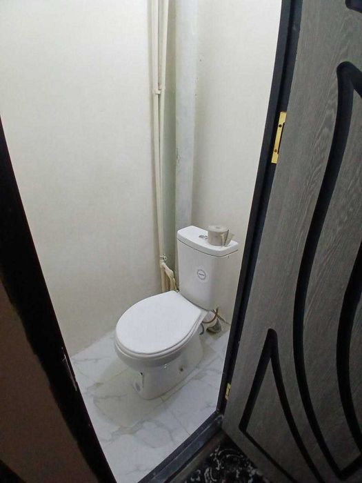 Buxoroda kvartira uy xonadon sotiladi 2 xonali 64m² 4-qavat.