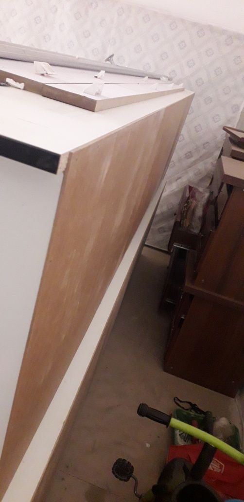 Шкафлар магазиндан йичилган