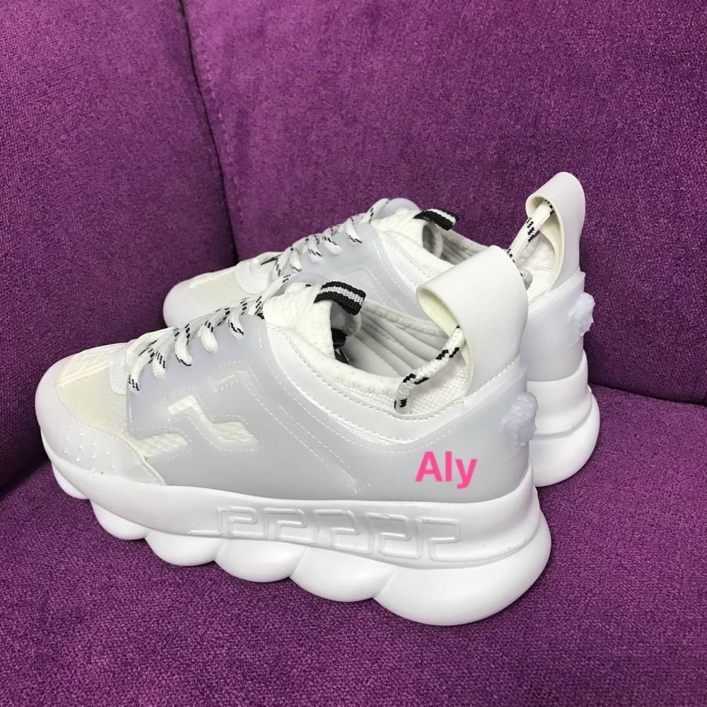 Adidasi Chain albi