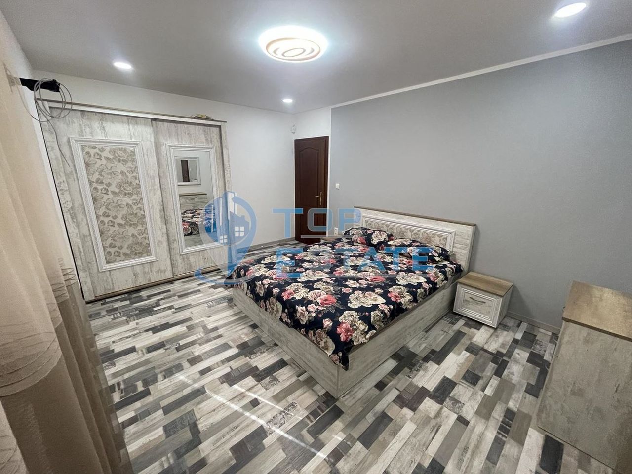 Продава се Къща в Горна Оряховица - 110 кв.м за 1037 €/кв.м - Снимка #11