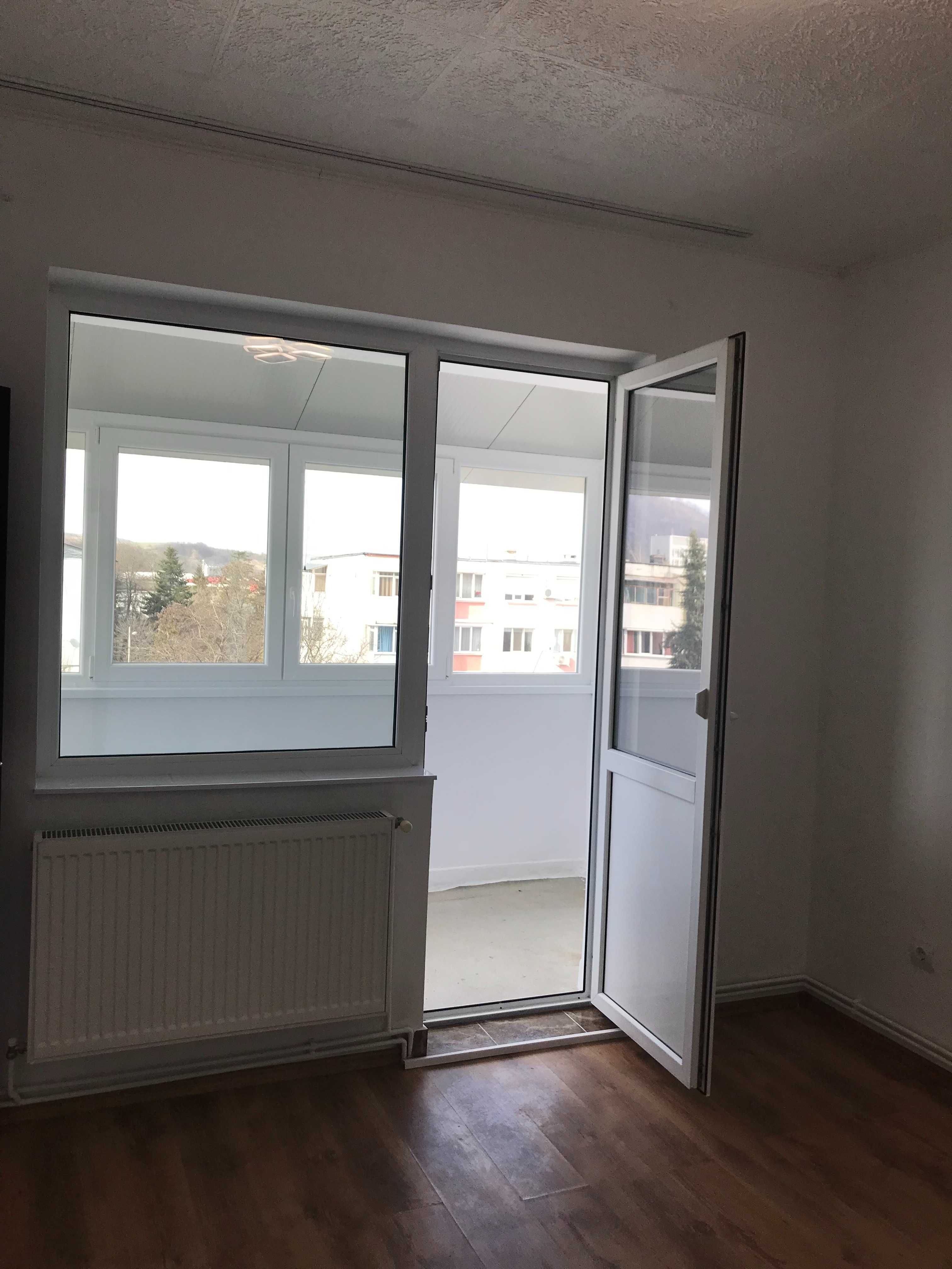 apartament 3 camere de vanzare in Onesti centru judetul Bacau