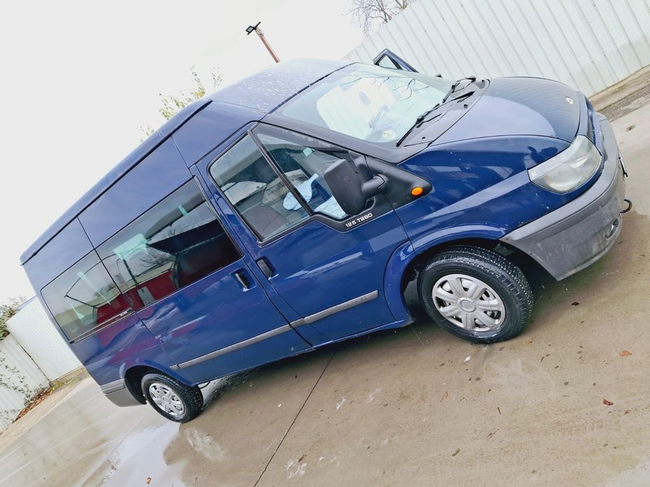 Vand Ford Tranzit 8+1 locuri