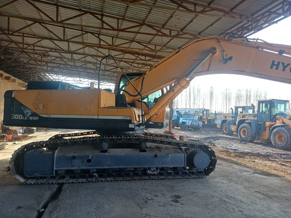 HYUNDAI LC 300-9SH сотилади