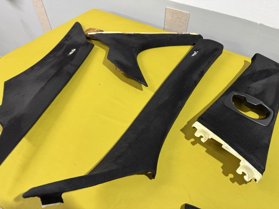 Таван, колонки и прилежащи пластмаси в алкантара е60