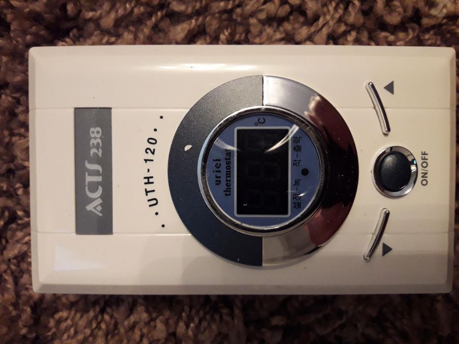 Продам терморегулятор для теплого пола