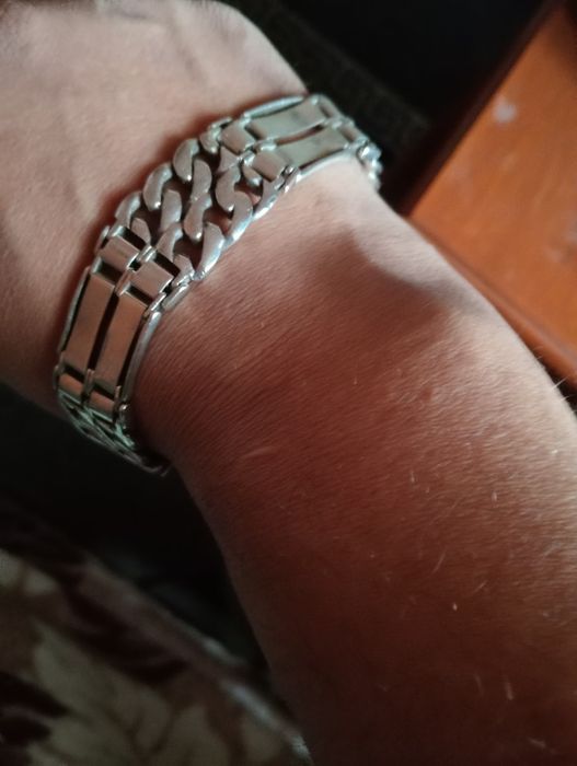 Vând brățară de argint pt barbati