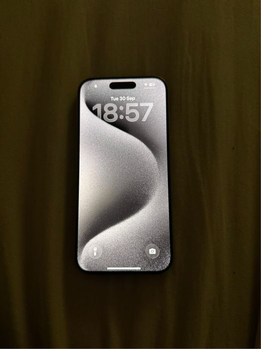 ЗАКЛЮЧЕН КЪМ E-SIM Iphone 15 pro Natural Titanium