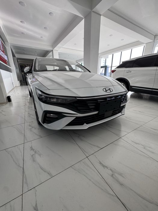 Hyundai Elantra 2024 restailing