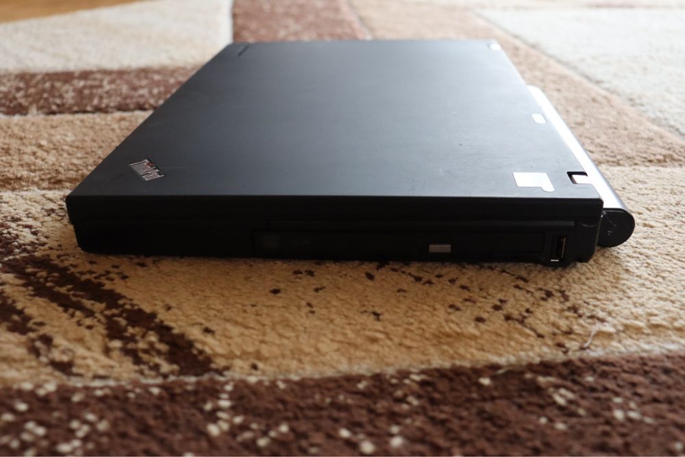 Laptop Lenovo R400 Intel Core 2 Duo 2GB RAM 150GB HDD