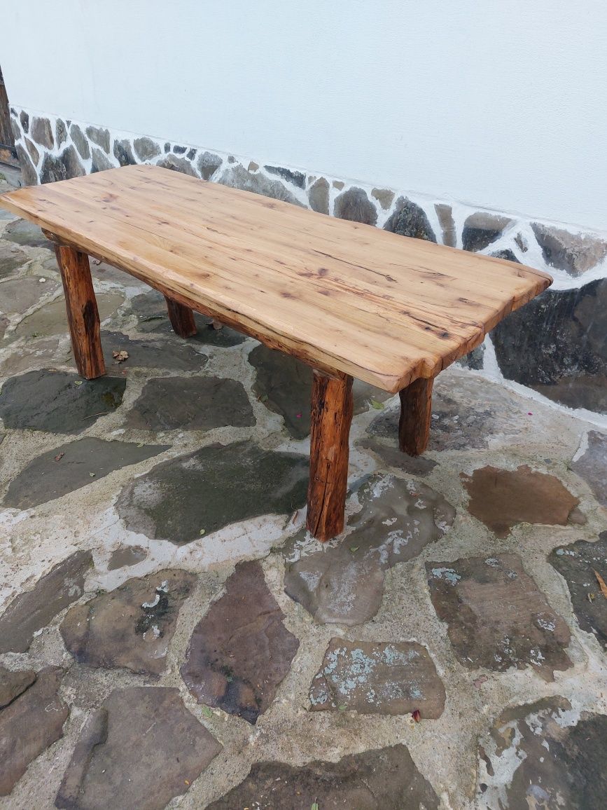 Дървена маса ръчна изработка