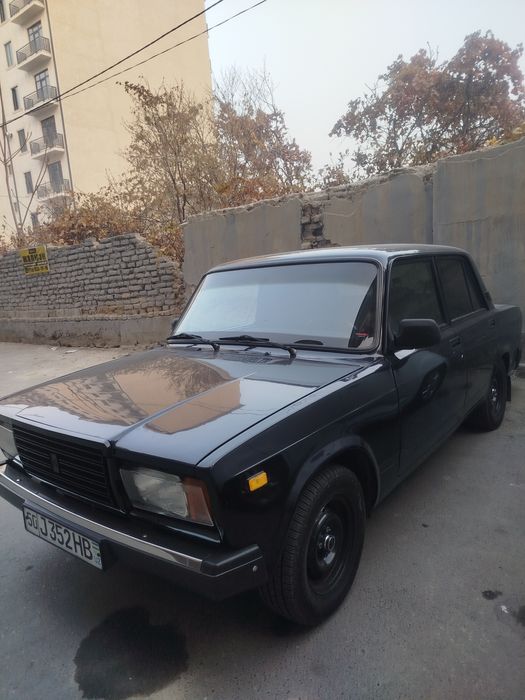 Vaz 2107  sotiladi 2012 yil