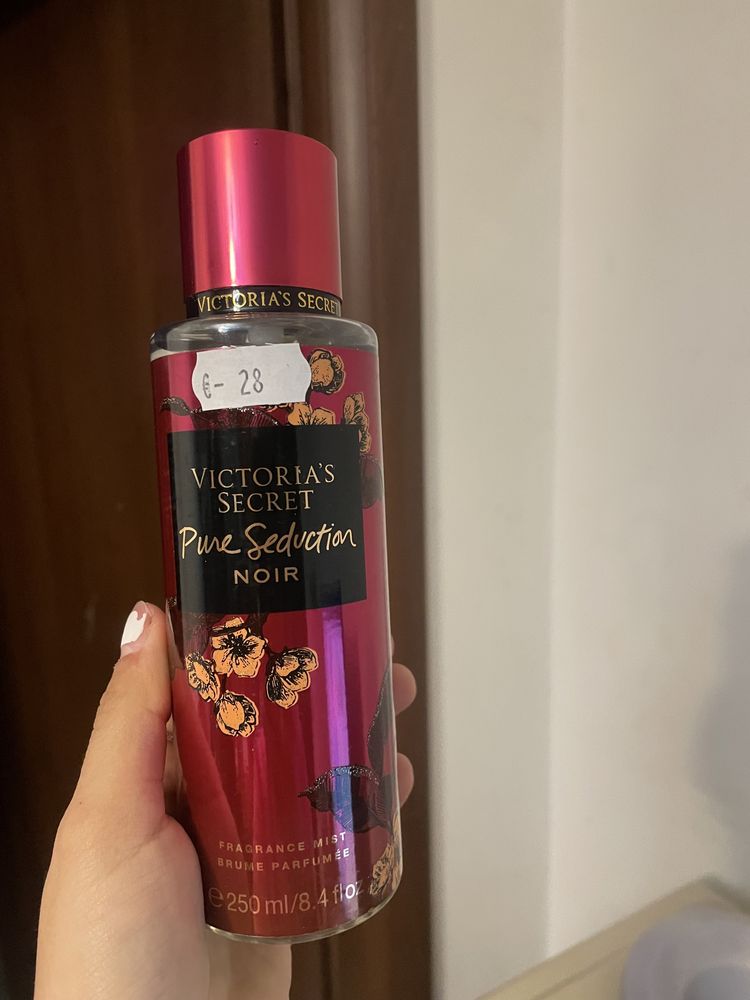 body spray uri victoria’s secret