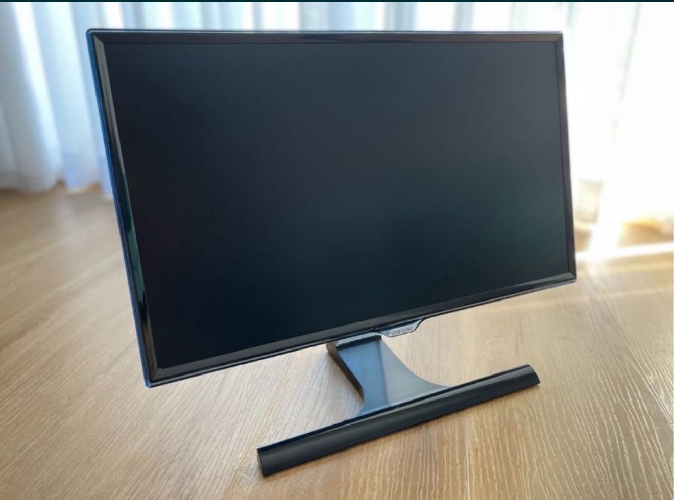 Samsung T24E390EW Телевизор+Монитор