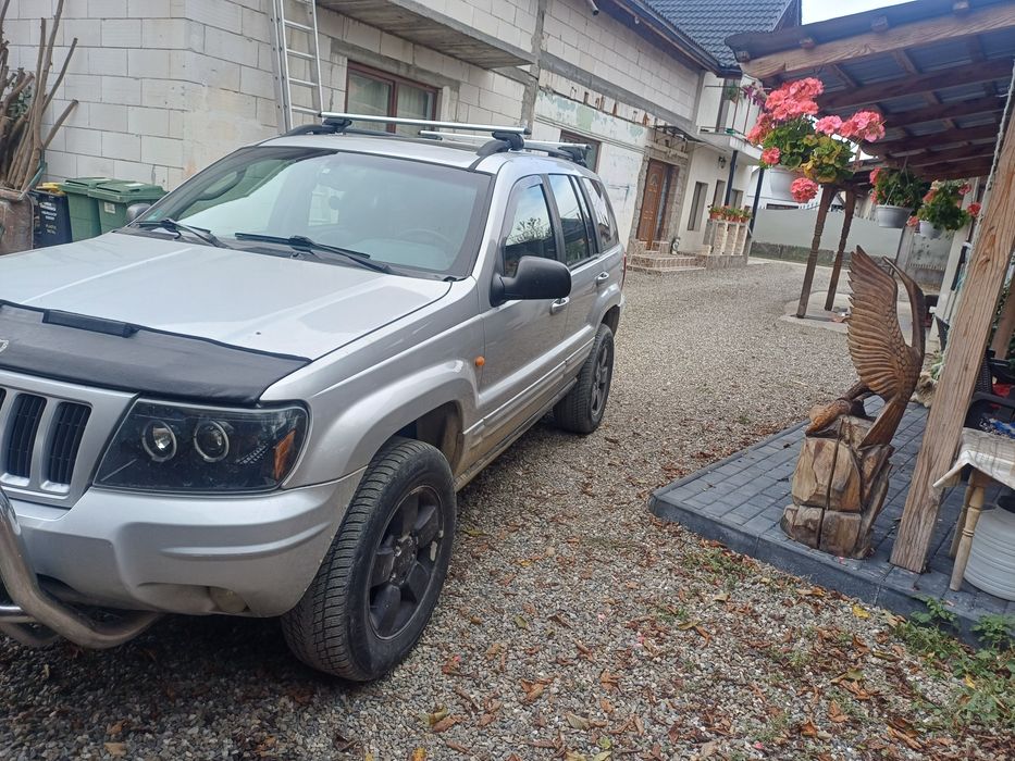 Auto moto ambarcațiuni și autoturisme