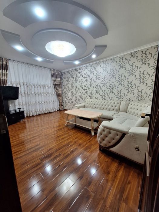 Госпитальный базар  3/5/9 две спальни