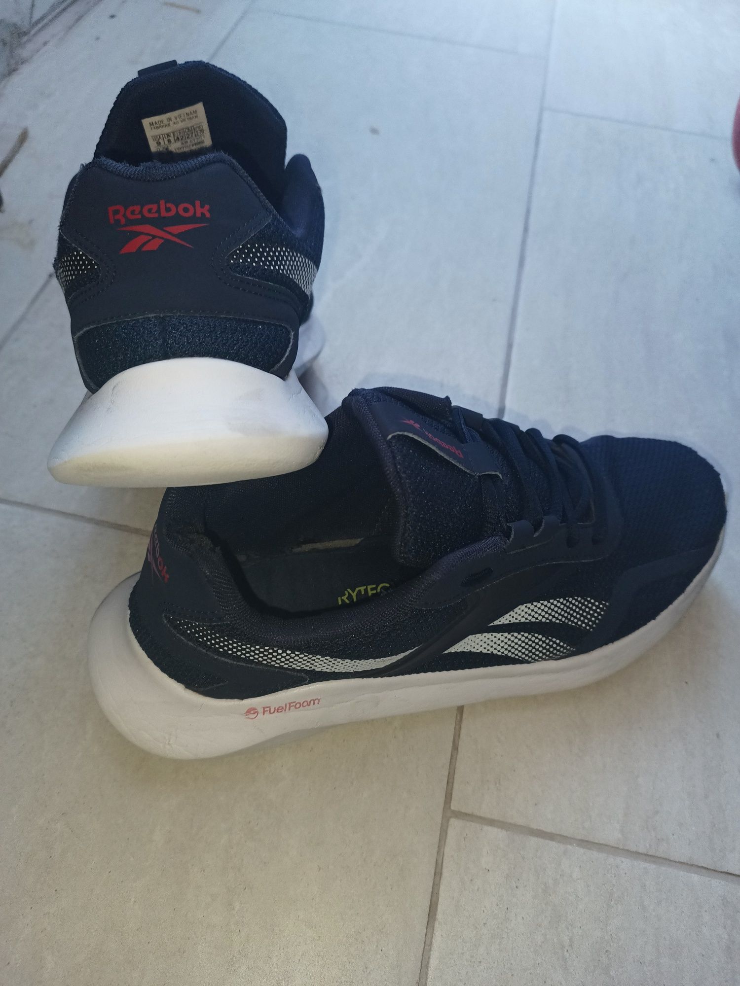Reebok Foam маратонки номер 42 запазени