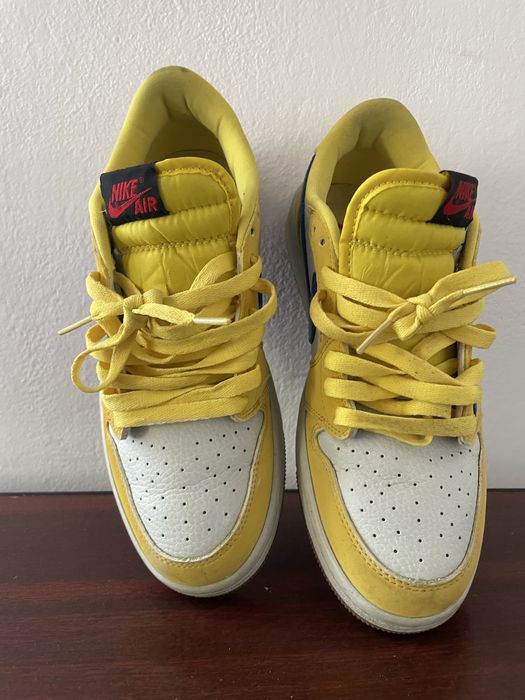Vand adidași travis scott