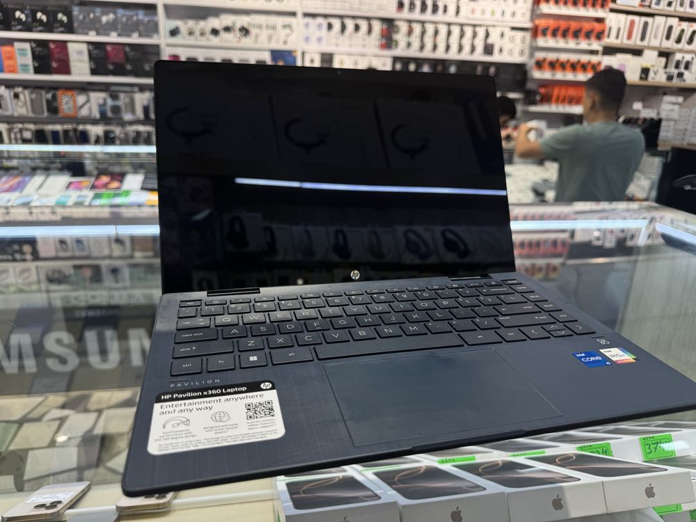 HP Pavilion x360 / i5-1235U/8/512gb