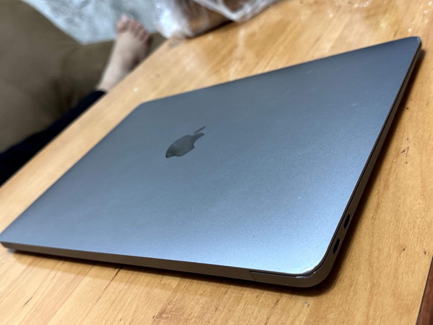 MacBook Air M1 Noutbook