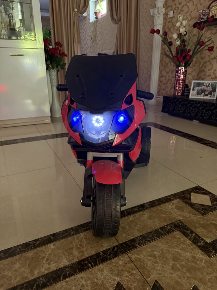 Lamborghini Sian masina de jucarie si Motor cu 3 roti electric