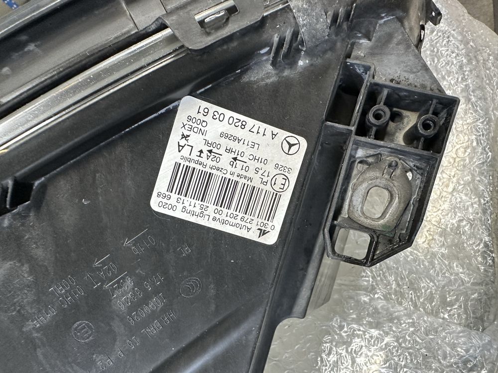 Far stânga mercedes cla w117.cod:a1178200261.