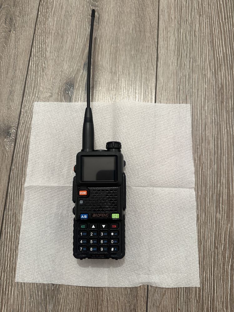 Рация BAOFENG UV 5 R MAX. Новая.