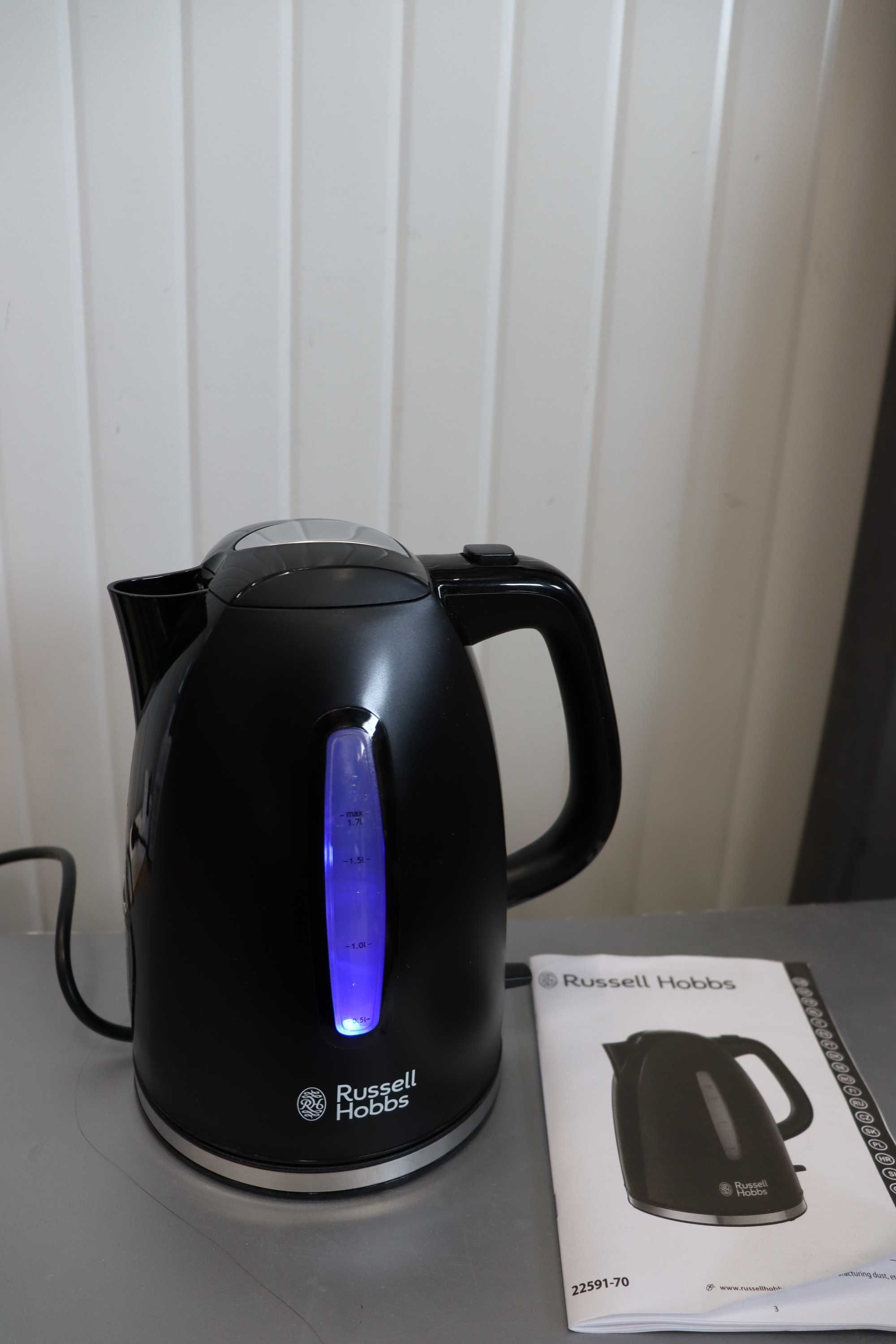 Кана Russell Hobbs, 240 W, 1.7 l, черен