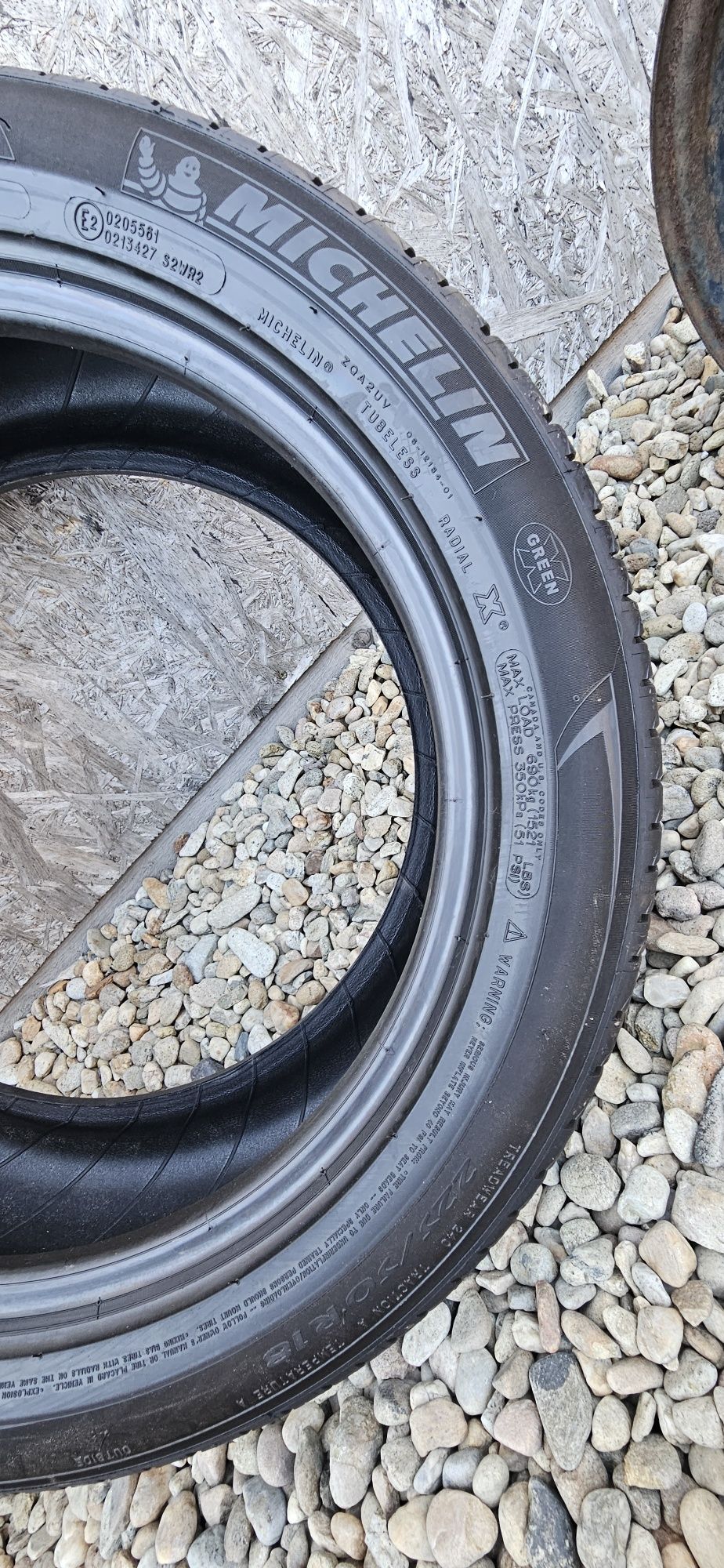 Anvelopa Bridgestone 225/55 R18 98V Michelin 225/50 R18 95V