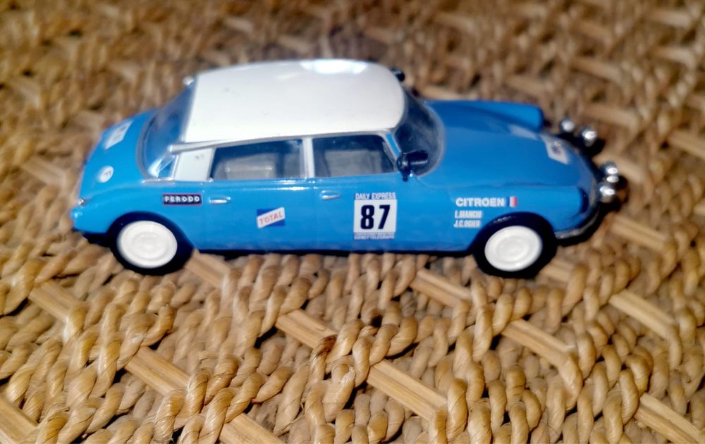 Кола Ситроен ДС21 CITROËN DS 21 ,1/43 e ,ЛОНДОН - СИДНИ МАРАТОН 1968 г