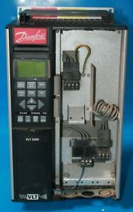 Lenze EVF9324 EV 5,5KW ///