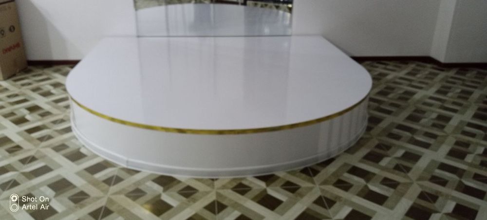 Podyum kelin liboslari saloni uchun