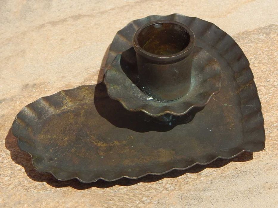 Suport lumanare sub forma de inima metalic vechi