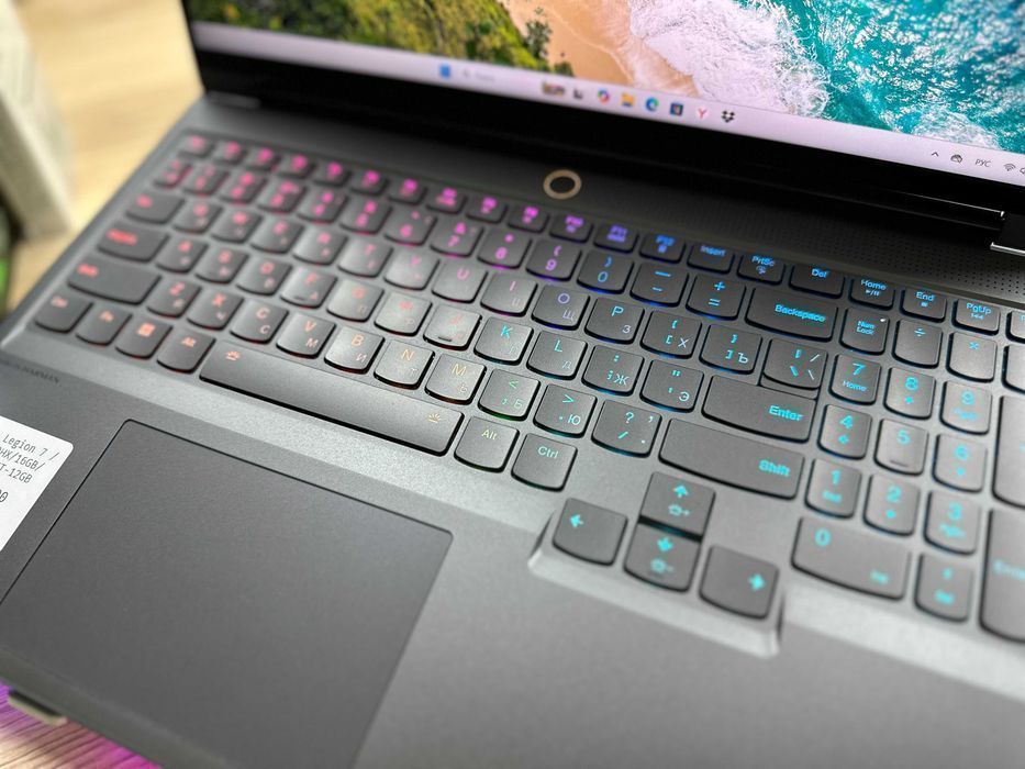 Игровой ноутбук Lenovo Legion 7 /Ryzen 9-6900HX/16GB/1TB/RX6850XT-12GB