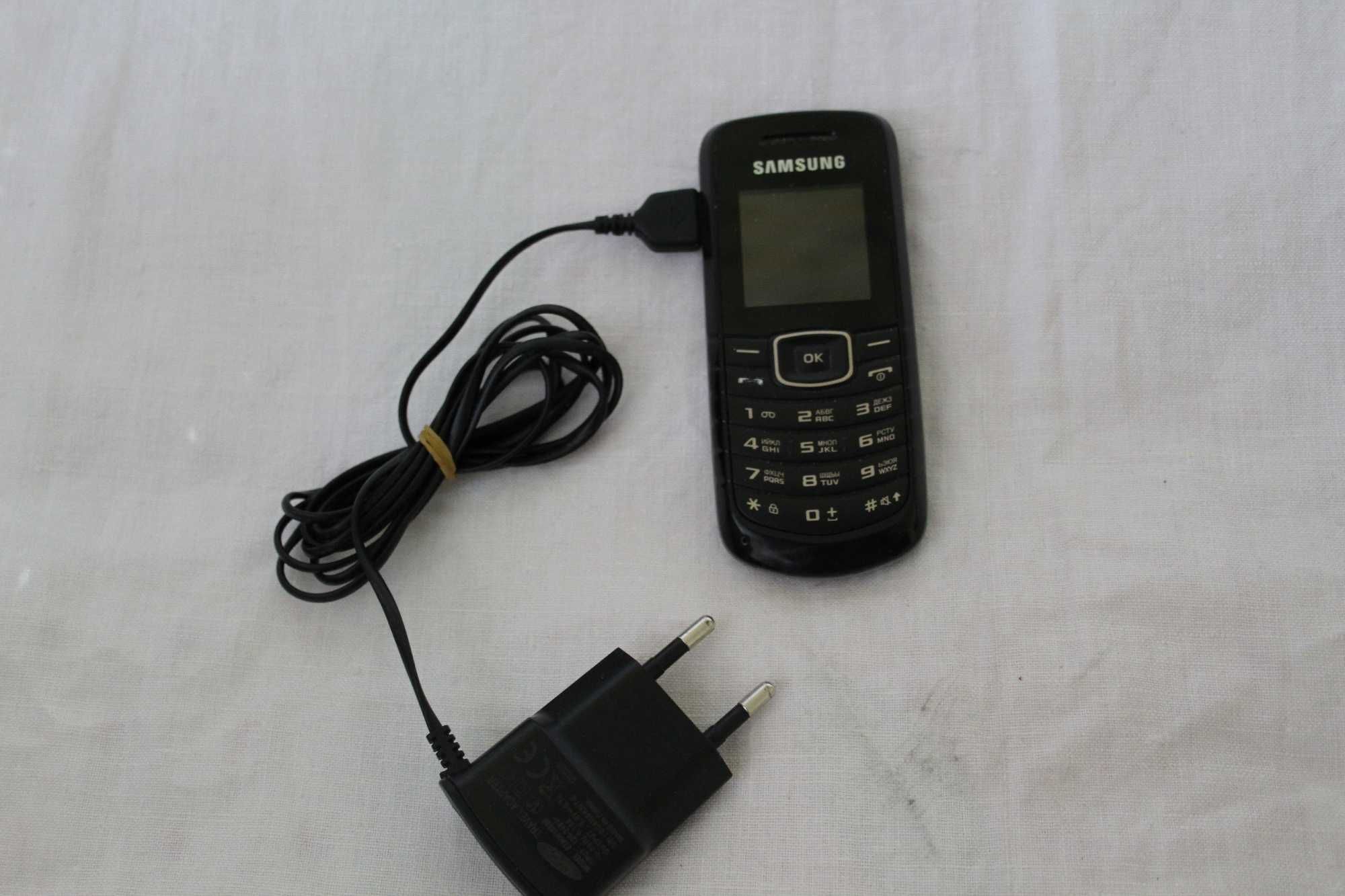 Сотовый телефон Samsung GT-E1080i Black