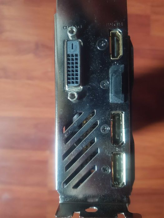 Placa video RX 580 Gigabyte