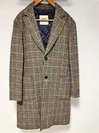 Palton in carouri Zara