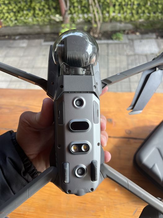 Drona dji mavic 2
