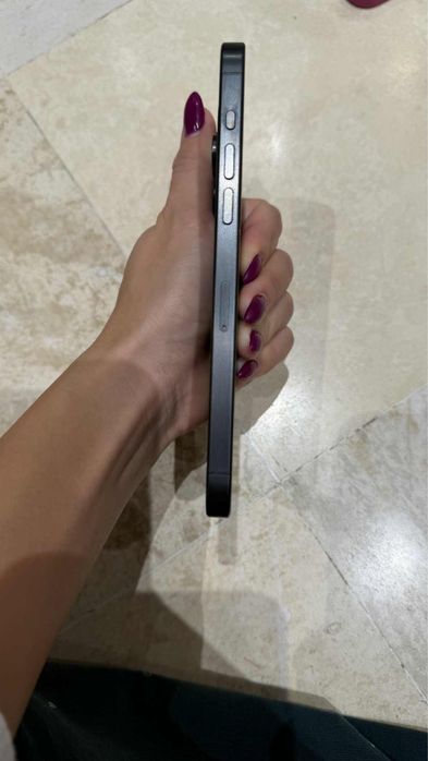 Iphone 15pro max 256gb с остатъчна гаранция