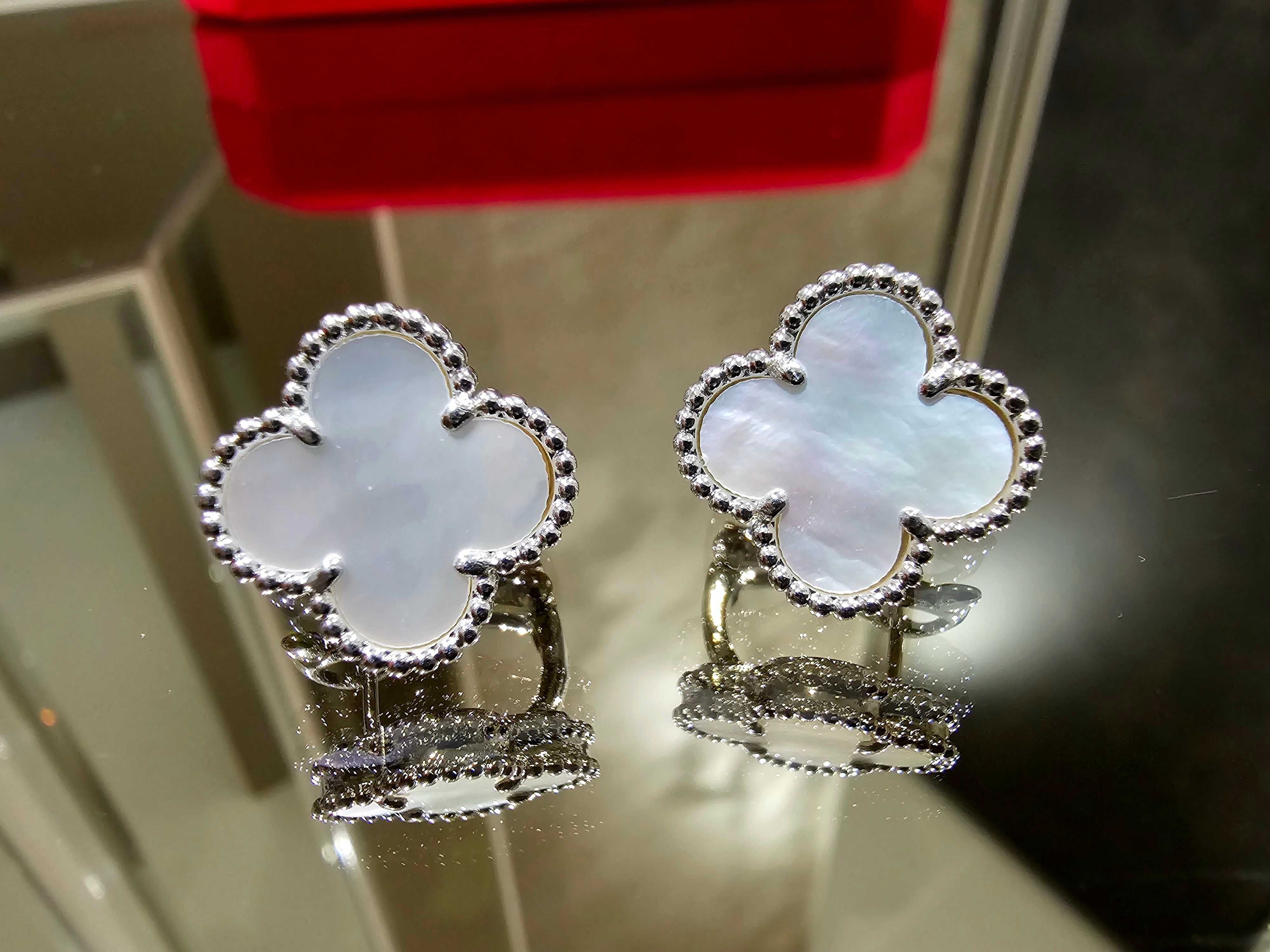 Van Cleef & Arpels VCA Silver Mother Pearl Alhambra Clips Дамски Обеци