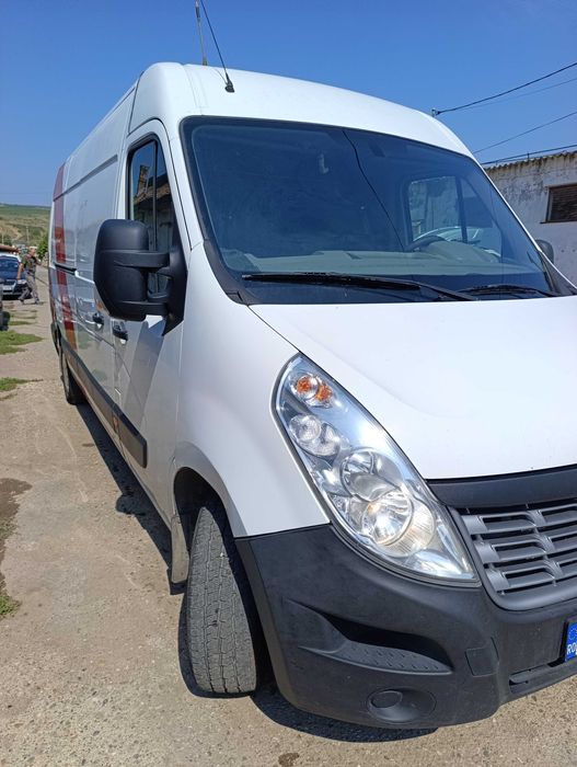 Vând Renault Master